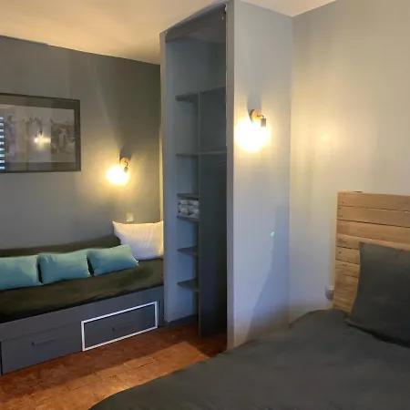 La Terrasse Apartment *